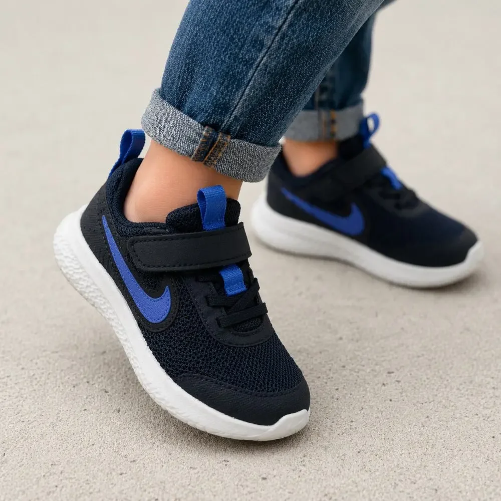 Nike Revolution 5 Kids 10.5 Black Blue Glitter Sneakers CD6839-041